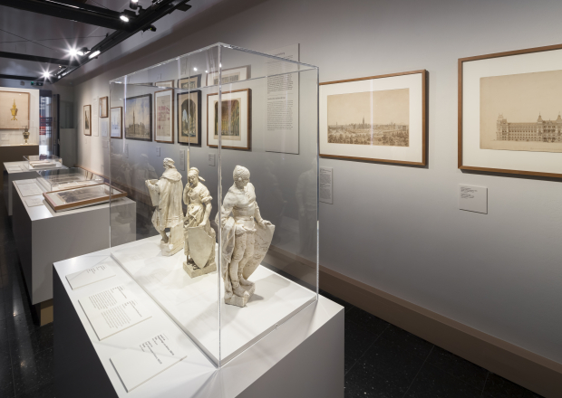 Einblick in das Ausstellungskabinett