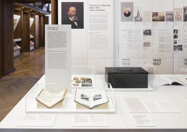 Ausstellung Rathaus Foyer: Friedrich Schmidt