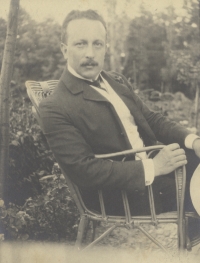 Felix Salten, um 1904, WBR, HS, Nachlass Salten. schwarz-weiß Fotografie von Felix Salten